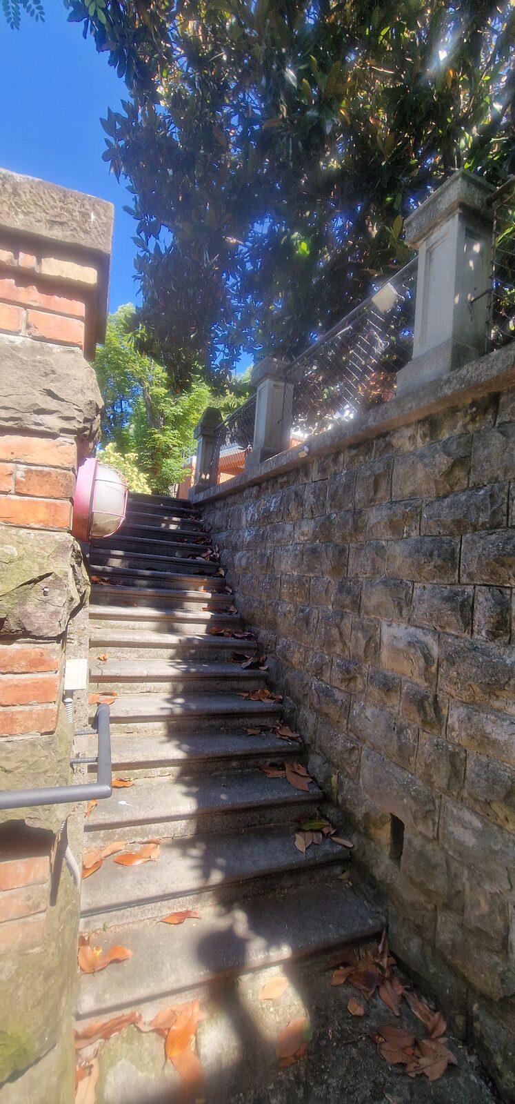 Zugang & Treppen – Villa Barcola, Triest