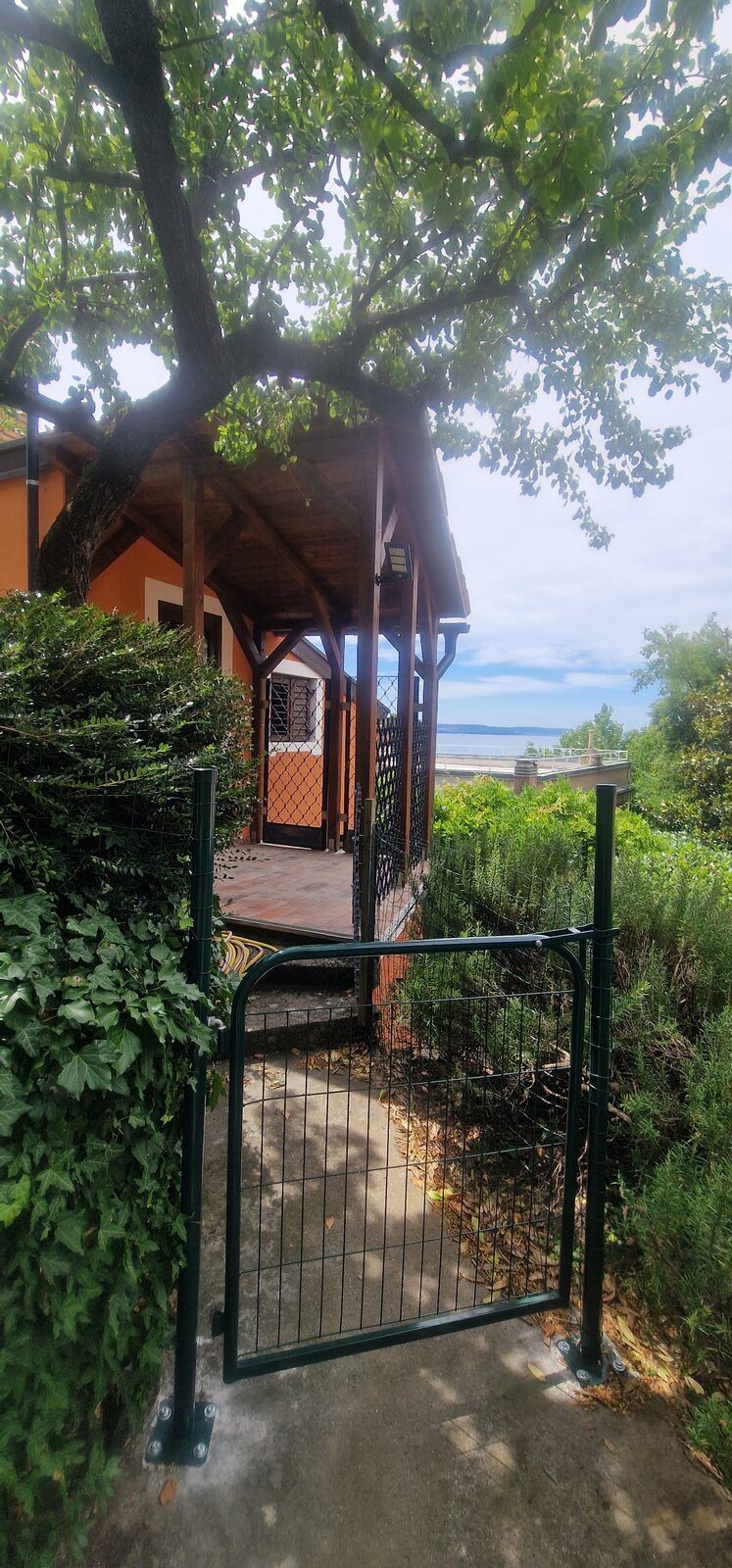 Villa & Außen – Villa Barcola, Triest