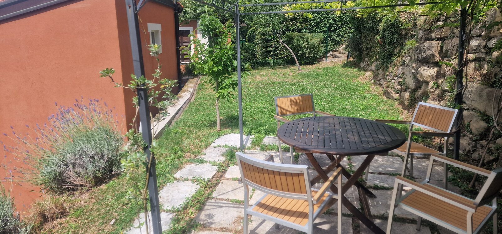 Garten & Meer – Villa Barcola, Triest